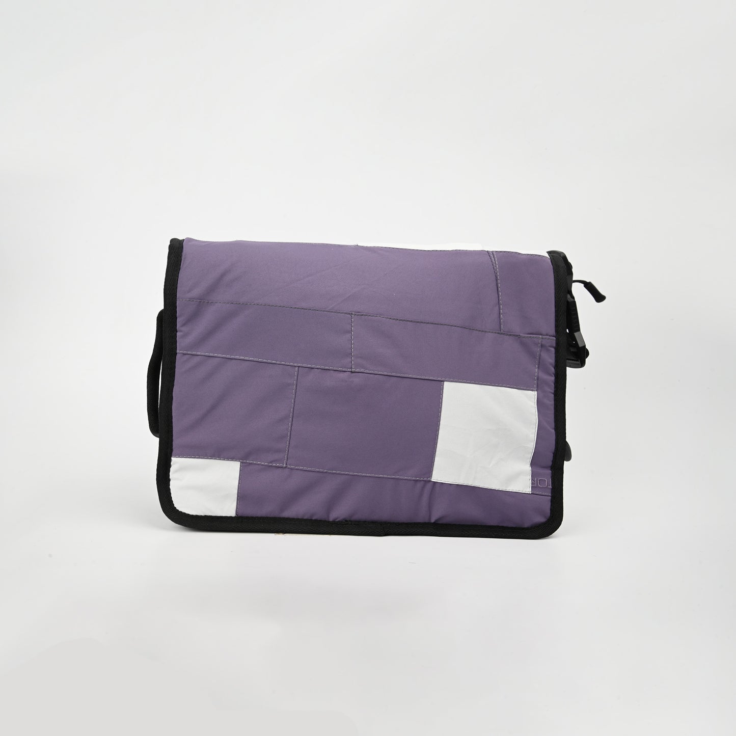 Messenger Bag 028