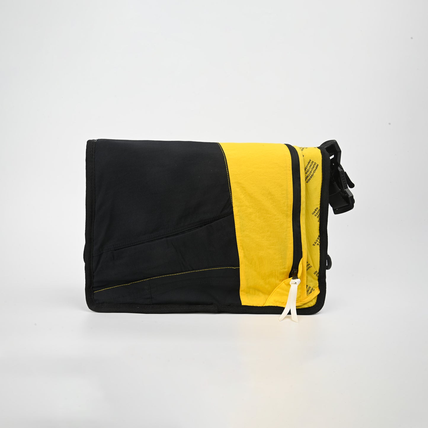 Messenger Bag 047