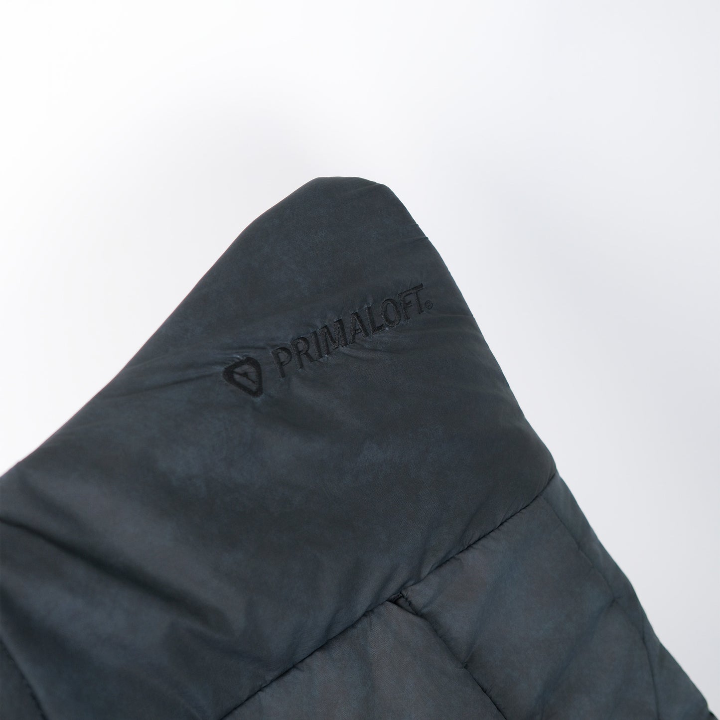 RE-FRAME CHAIRS 坐具 02