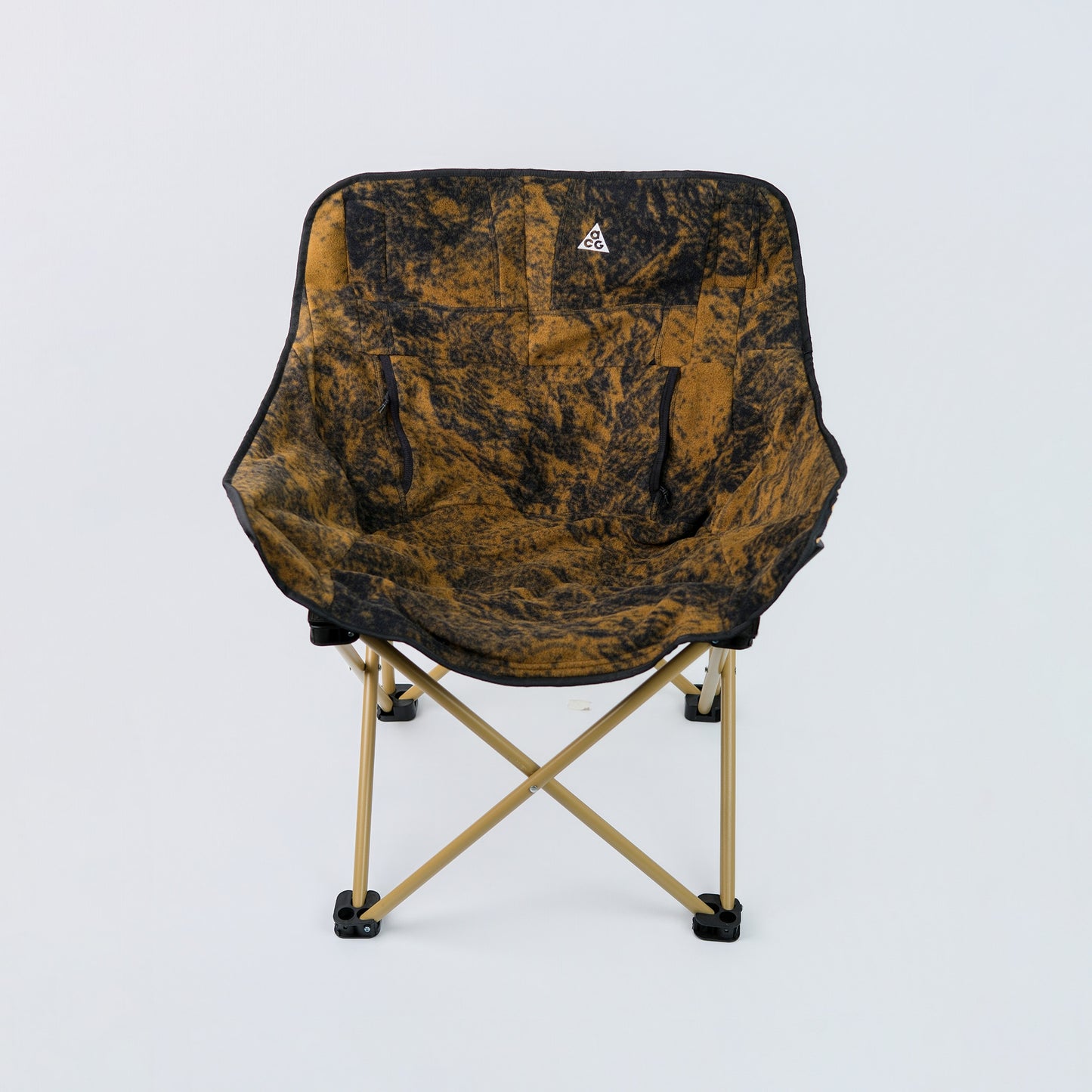 RE-FRAME CHAIRS 坐具 05